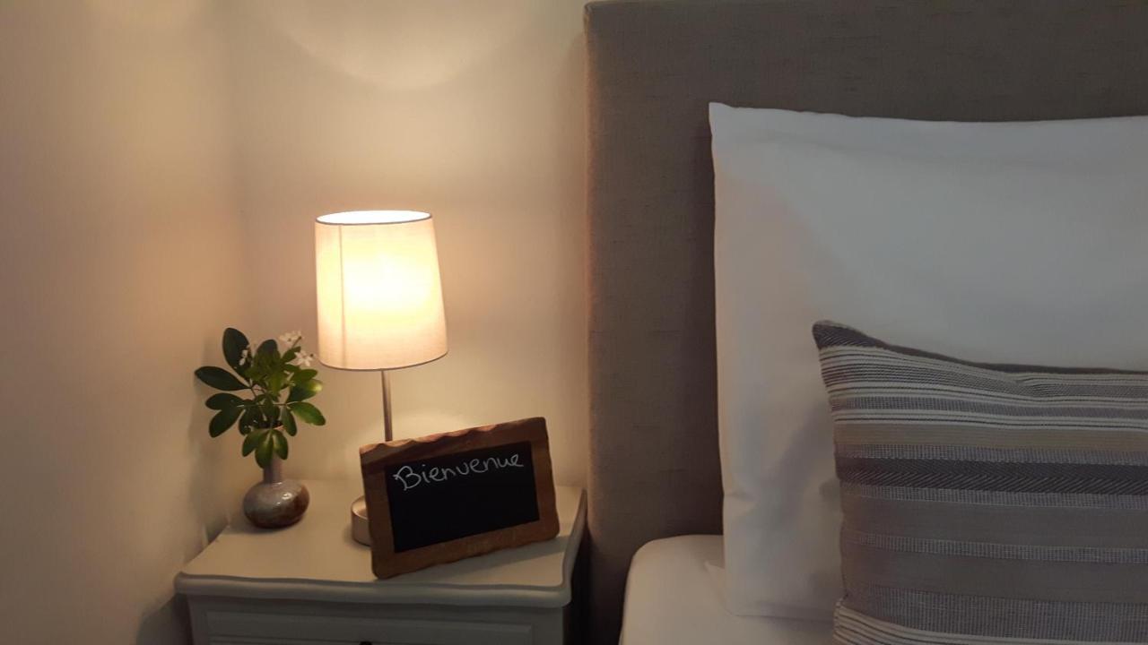 Chambres D'Hotes Des Gens Heureux 圣伊波利特迪福尔 外观 照片